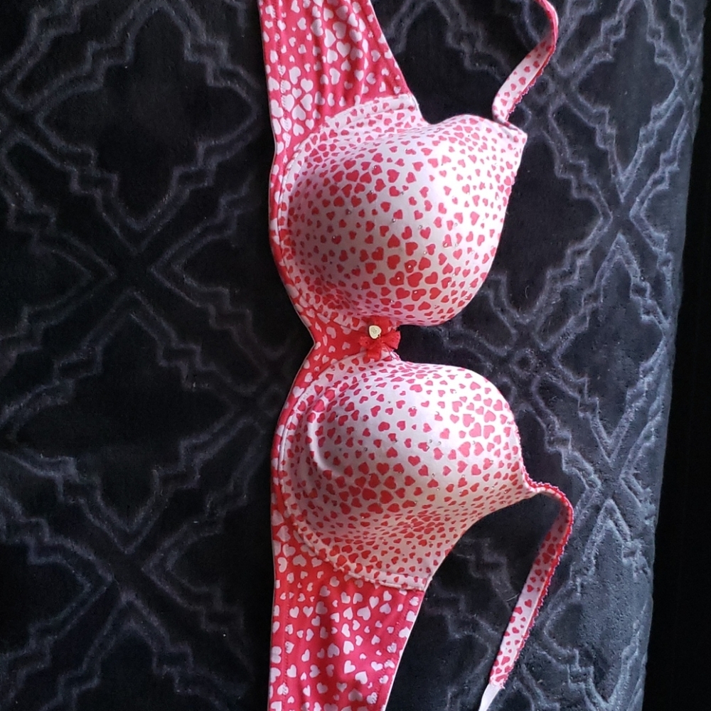 Victoria's Secret Valentine's Day Bra